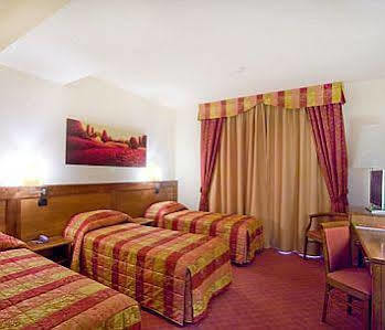Master Hotel 3*