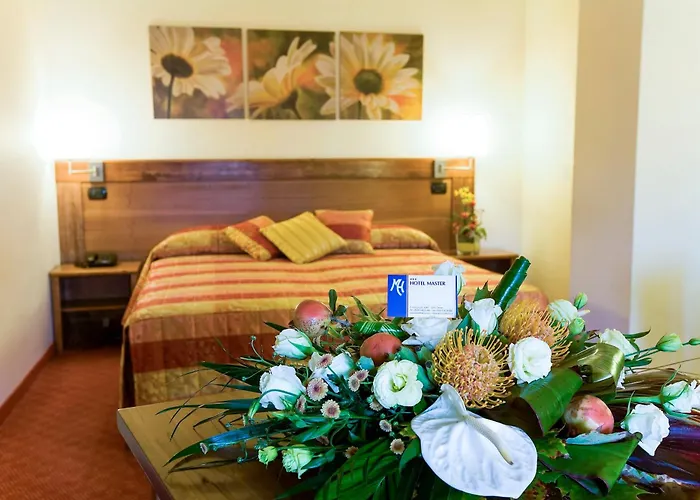 Hotel Master