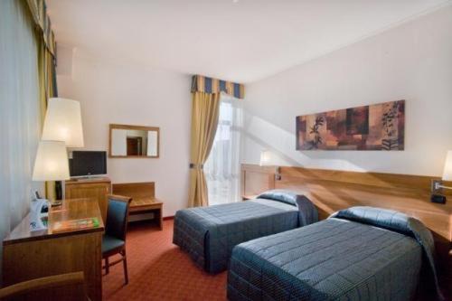 Master Hotel 3*